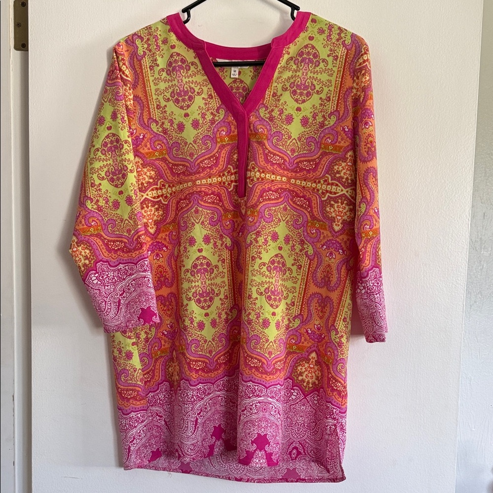 Travelsmith Vibrant Pink & Lime Paisley Tunic